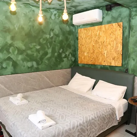 Green Apartment * טיראנה