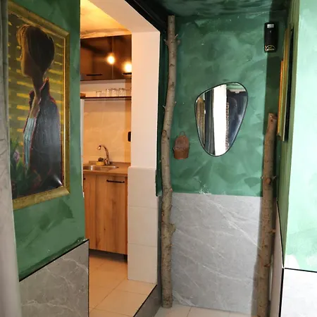 Green Apartment טיראנה