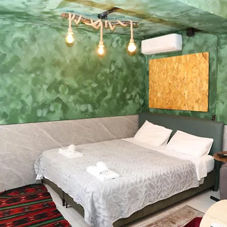 Green Apartment